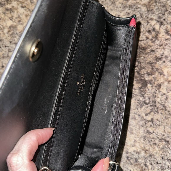 Kate Spade Madison Rose Toss printed small flap crossbody - Picture 4 of 6